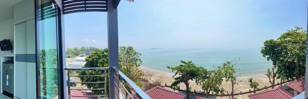 The Iris Resort 차오라오 비치 외부 사진