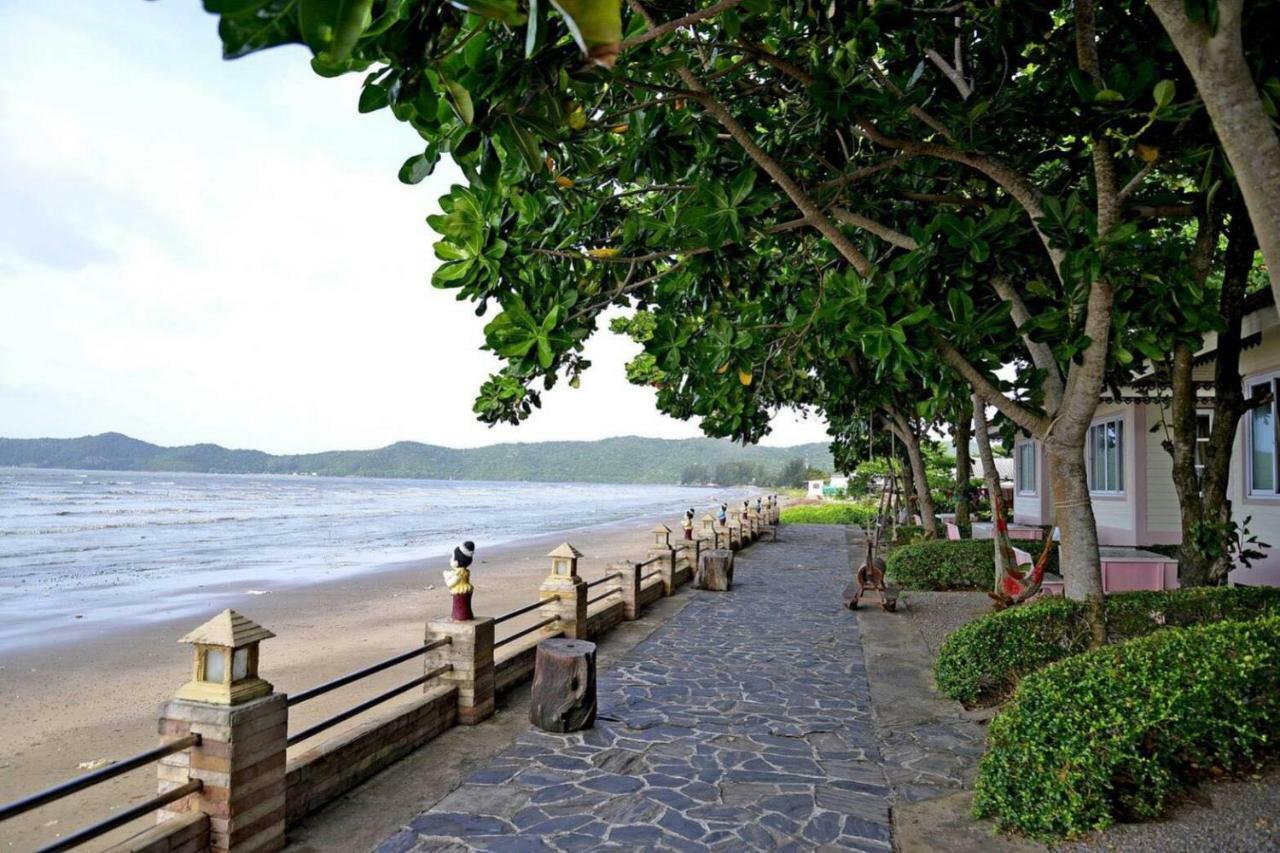 The Iris Resort 차오라오 비치 외부 사진